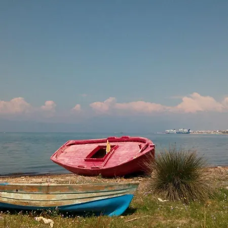 Golden * Patras